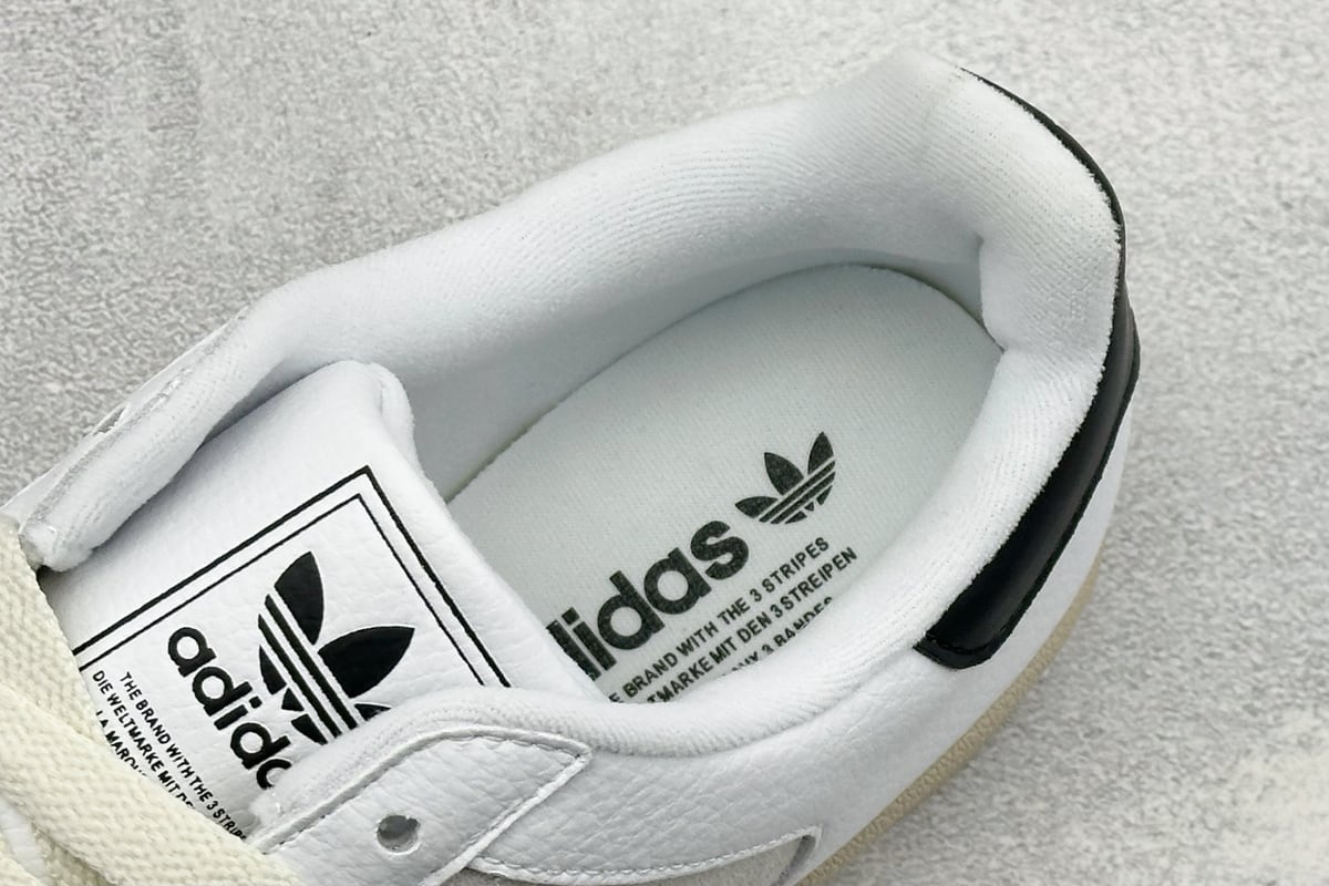 阿迪达斯 Adidas Originals Superstar 贝壳头板鞋 采用全新头层拼接皮革材质 后跟采用特色3D立体印字 渠道正品订单 诠释市场最高工艺水平 全鞋进口头层皮料打造。区别市面普通真标版本，进出专柜无压力-实拍图8