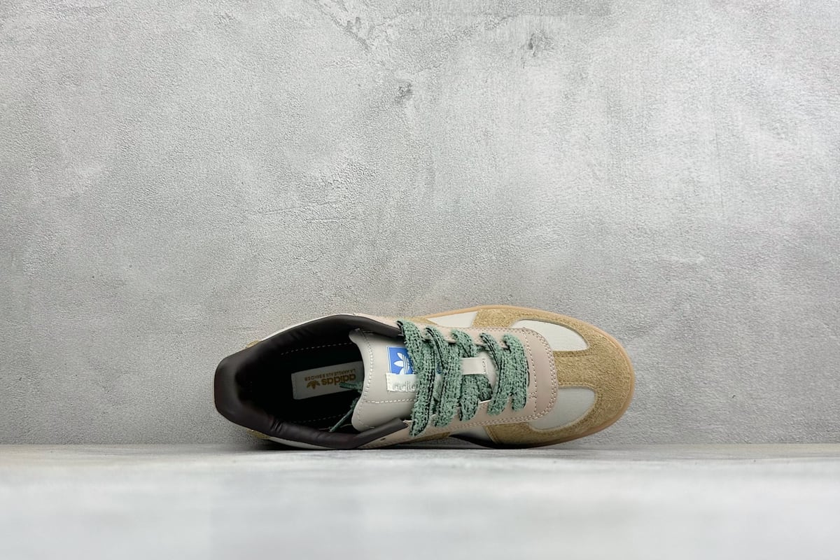 阿迪达斯 Adidas originals × Whitaker Group BW 白绿黑 背面实拍图