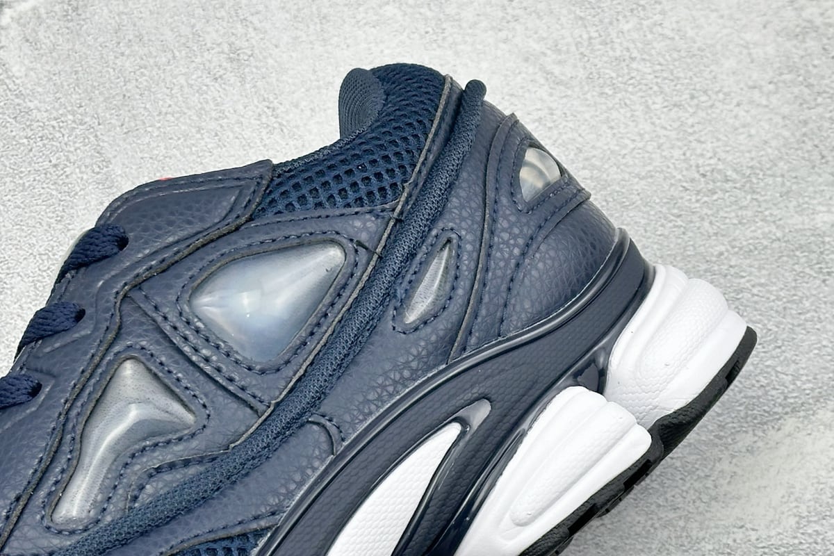 阿迪达斯 Adidas X RAF SIMONS 拉夫西蒙 Ozweego 先锋潮流 水泡 复古低帮休闲鞋-实拍图9