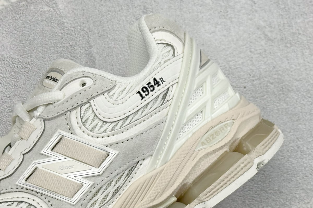 新百伦 New Balance 1954R系列 新百伦 复古单品宝藏老爹鞋款 复古元素叠加 质感超级棒 原楦版型材料细节做工精细 作为NB最经典的档案鞋型之一-实拍图9
