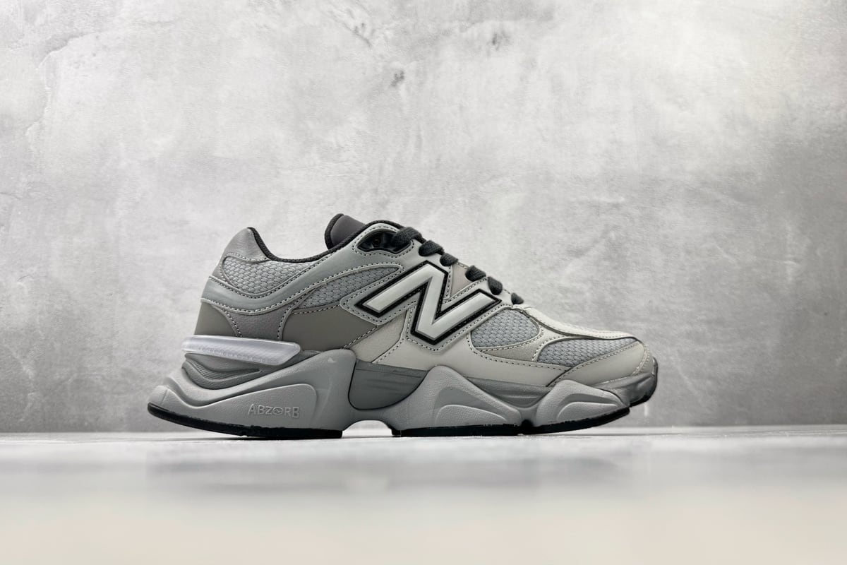 新百伦 New Balance NB 9060 石板灰 白银黑 侧面实拍图