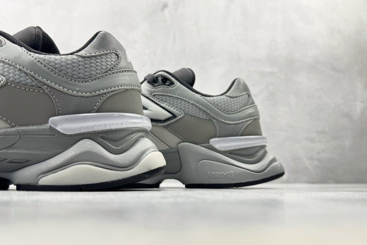新百伦 New Balance NB 9060 石板灰 白银黑 上脚实拍图