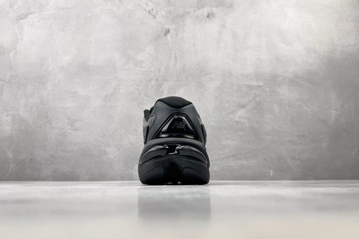 新百伦 New Balance NB 983 黑灰 细节实拍图