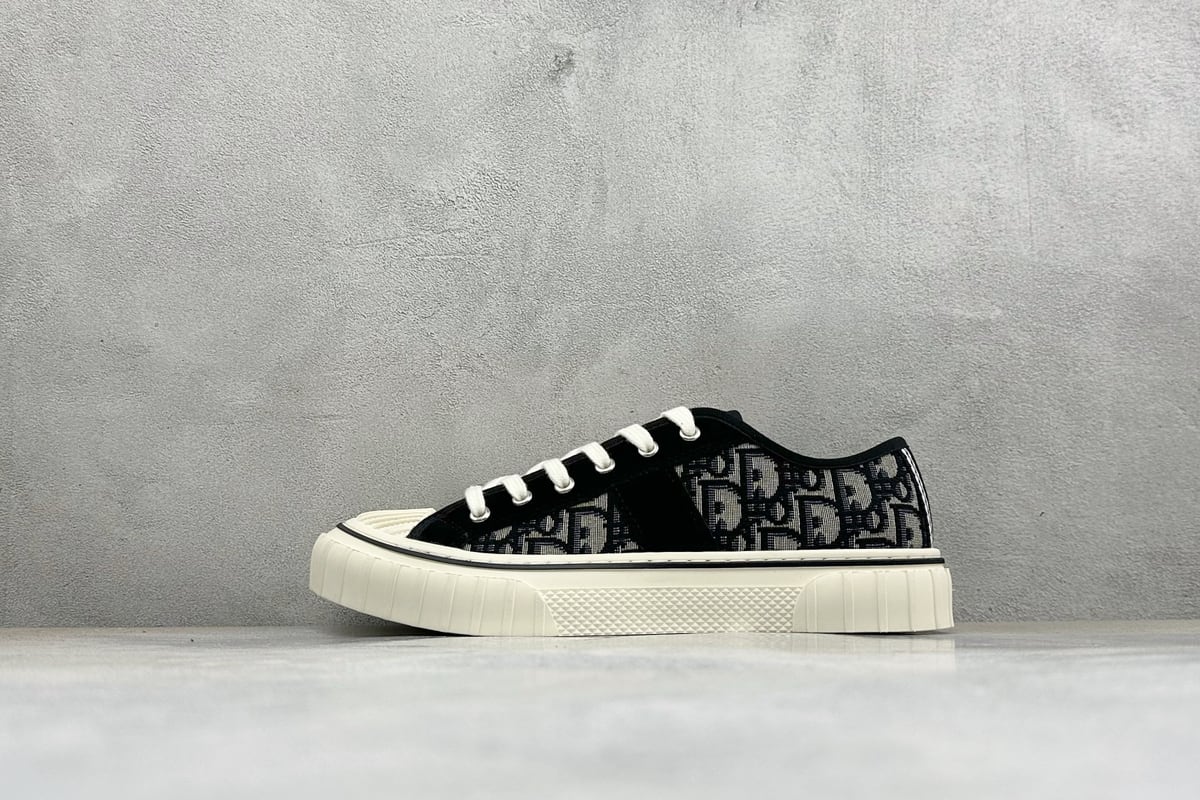 迪奥 Dior Hooper 绒面革拼接 平底系带 低帮 贝壳头帆布鞋-实拍图1