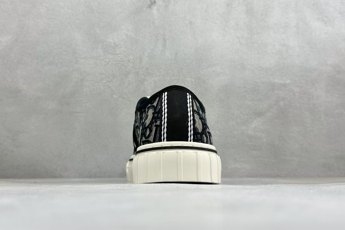 迪奥 Dior Hooper 绒面革拼接 平底系带 低帮 贝壳头帆布鞋-实拍图6