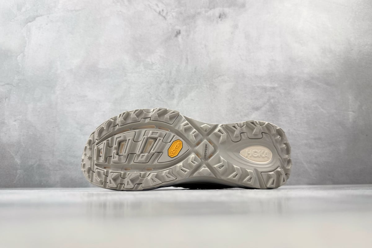 霍伽 HOKA ONE ONE Mafate Speed 2 灰橙 鞋头实拍图