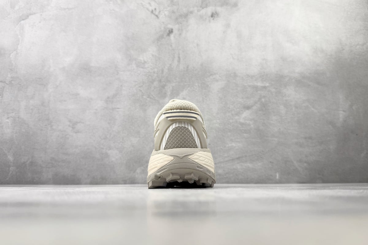 霍伽 HOKA ONE ONE Mafate Speed 2 灰橙 细节实拍图
