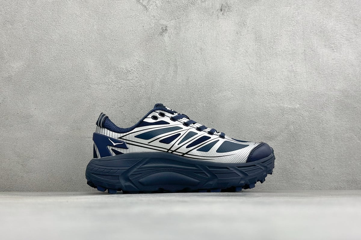 霍伽 HOKA ONE ONE Mafate Speed 2 低帮专业越野跑步鞋 黑白蓝 侧面实拍图