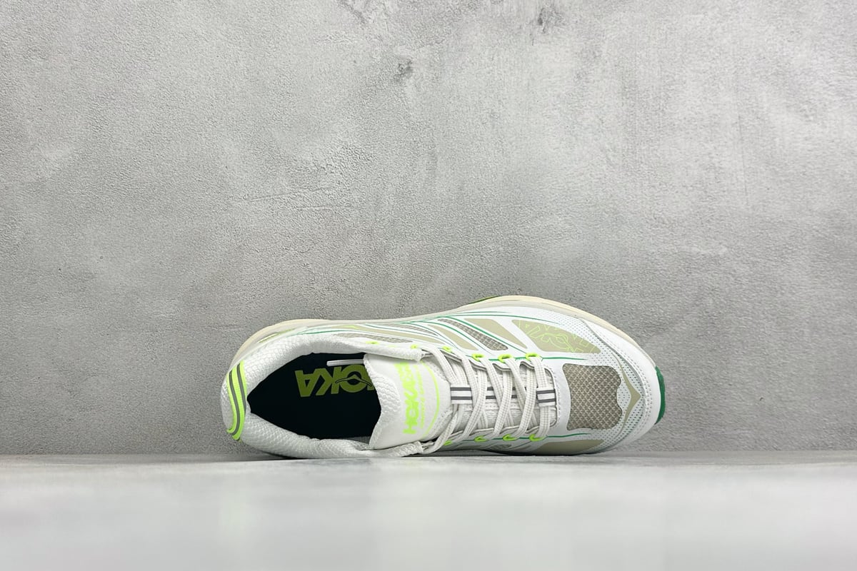 霍伽 HOKA ONE ONE Mafate Speed 2 低帮专业越野跑步鞋 白绿 背面实拍图