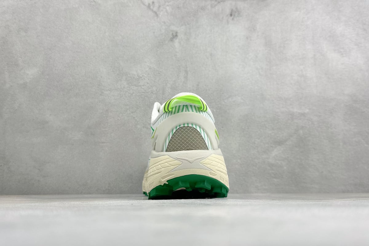 霍伽 HOKA ONE ONE Mafate Speed 2 低帮专业越野跑步鞋 白绿 鞋底实拍图