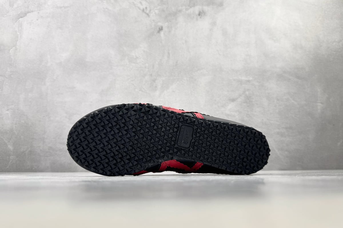 鬼塚虎 Onitsuka Tiger MEXICO 66 TGRS 黑红白 鞋头实拍图