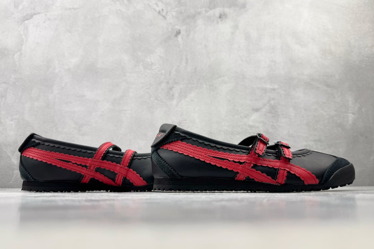 鬼塚虎 Onitsuka Tiger MEXICO 66 TGRS 黑红白 鞋底实拍图