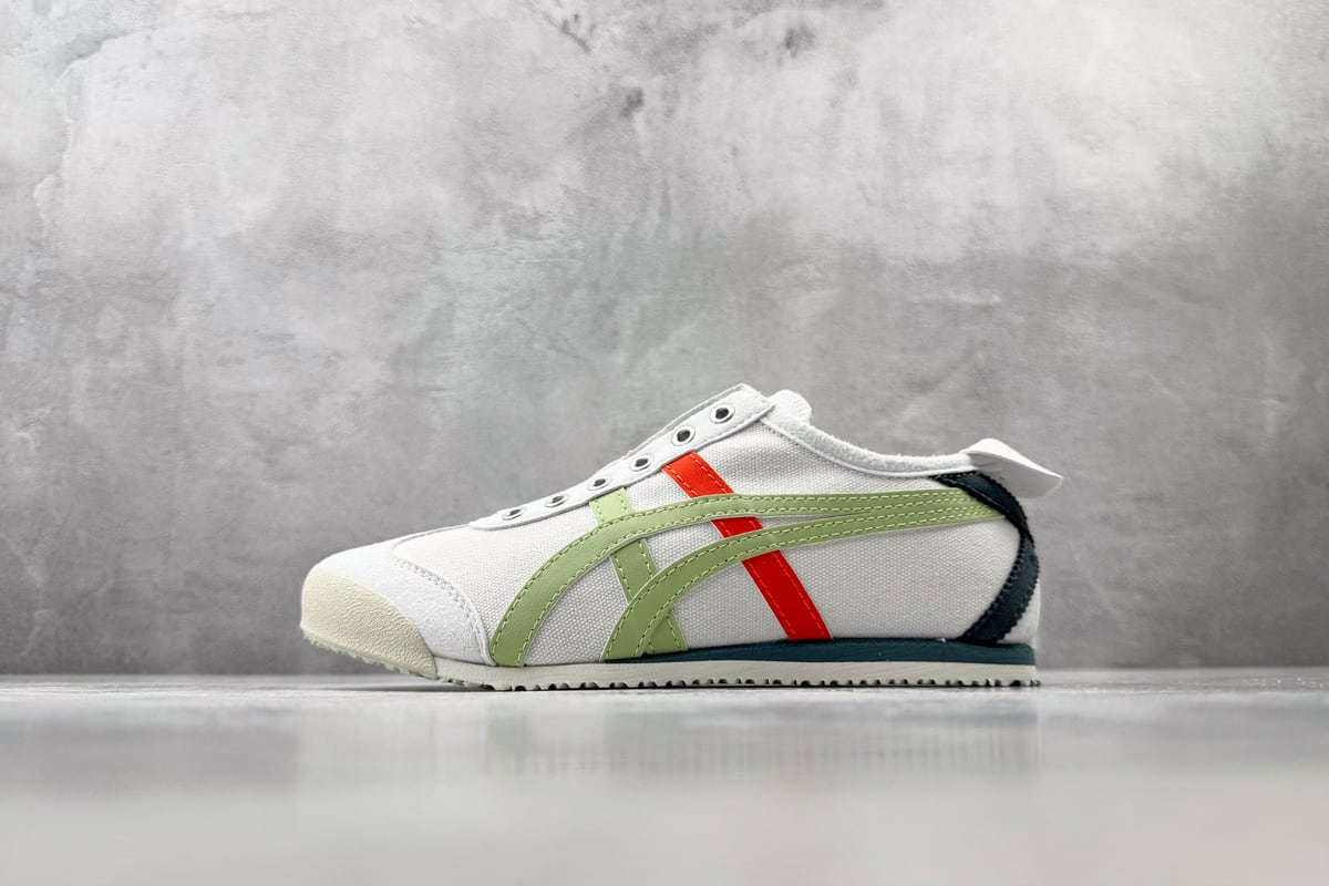 鬼塚虎 Onitsuka Tiger MEXICO 66 SLIP-ON白绿色 正面实拍图