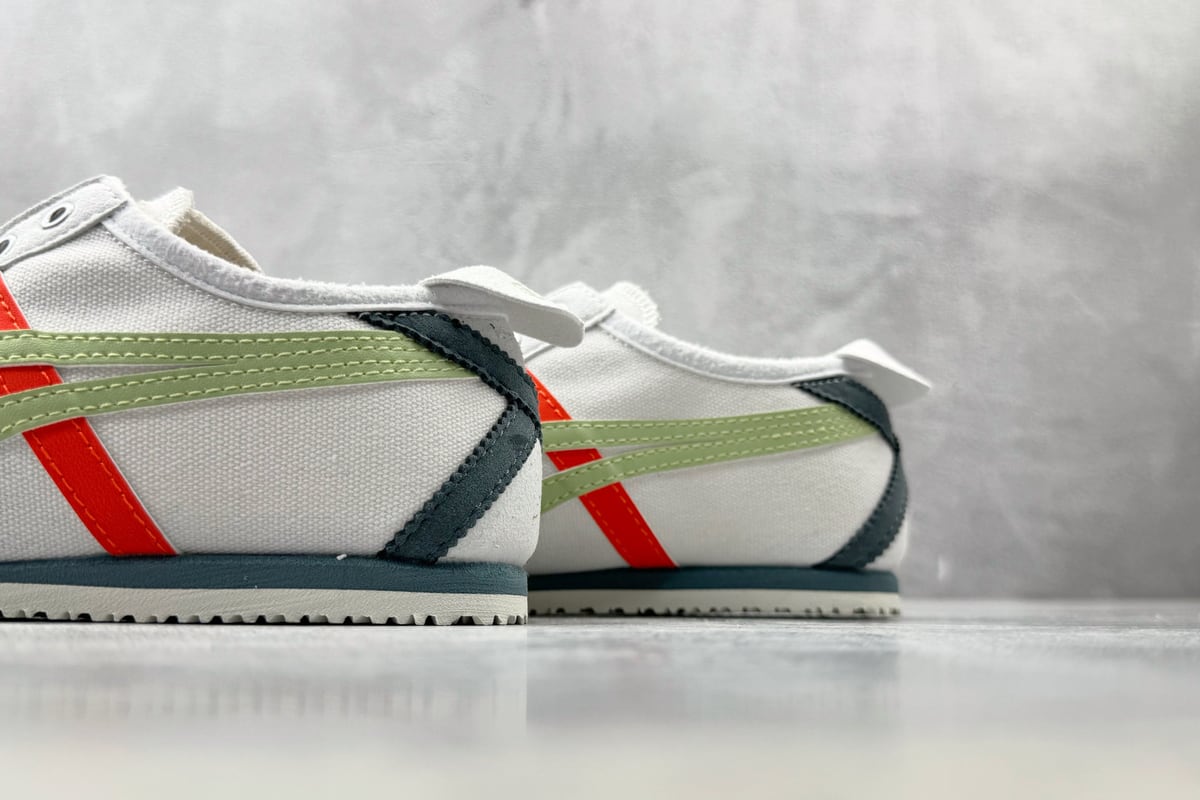鬼塚虎 Onitsuka Tiger MEXICO 66 SLIP-ON白绿色 上脚实拍图