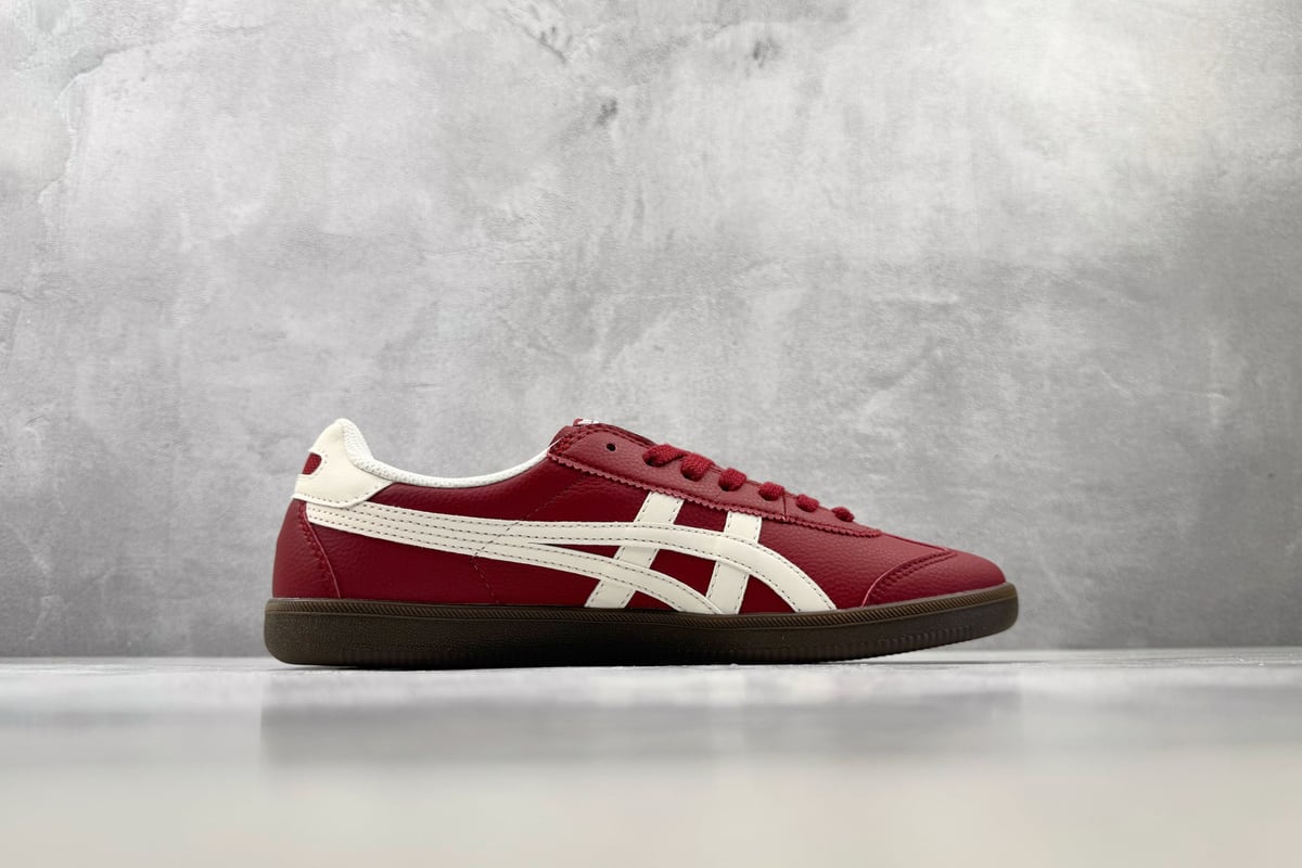 鬼塚虎 Onitsuka Tiger Tokuten 酒红色 侧面实拍图