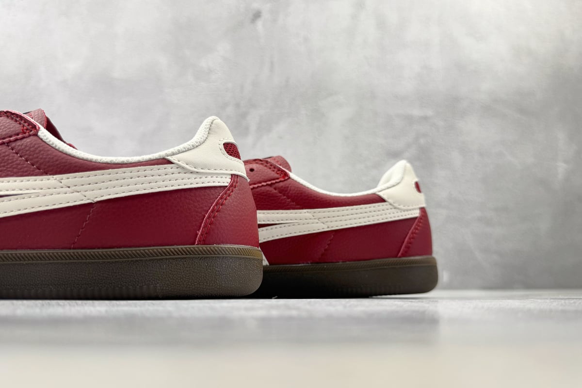 鬼塚虎 Onitsuka Tiger Tokuten 酒红色 上脚实拍图