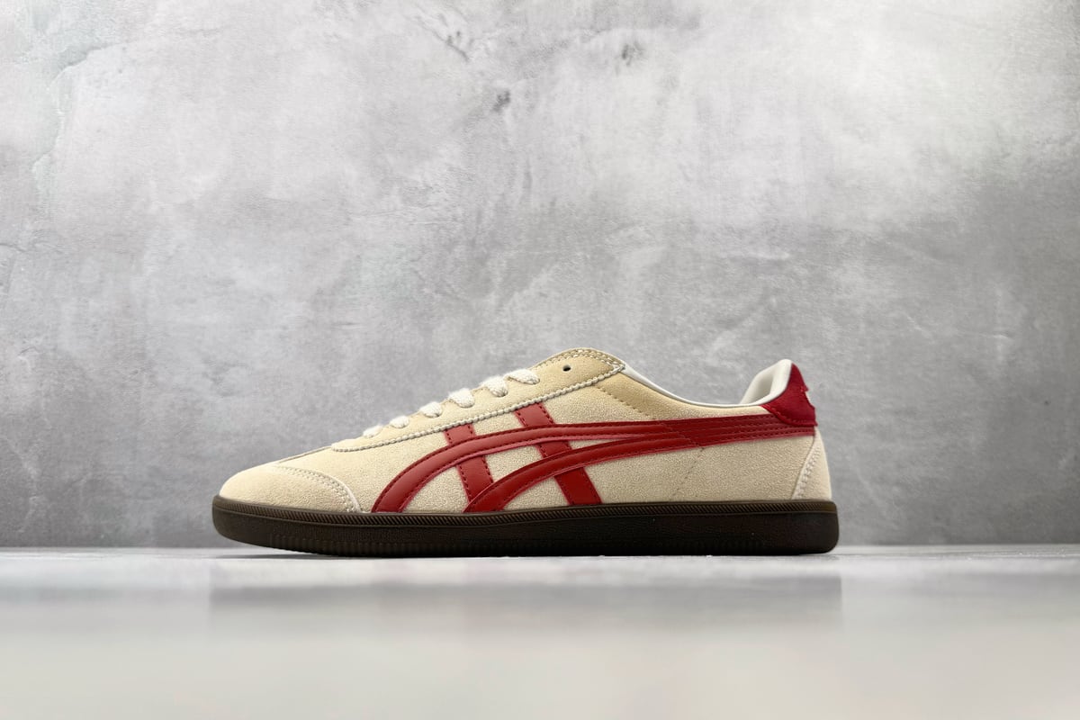 鬼塚虎 Onitsuka Tiger Tokuten 米白红橙 正面实拍图