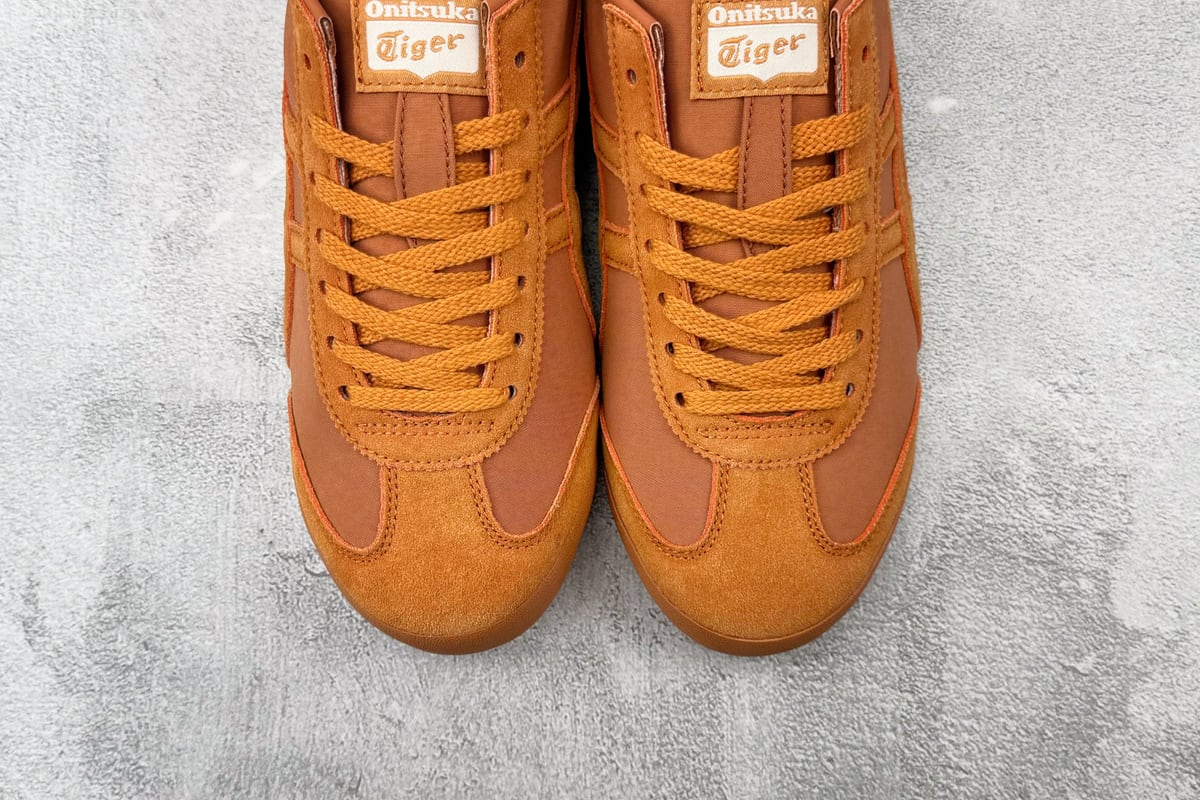 鬼塚虎 Onitsuka Tiger Mexico 66 锈橙色 鞋标实拍图