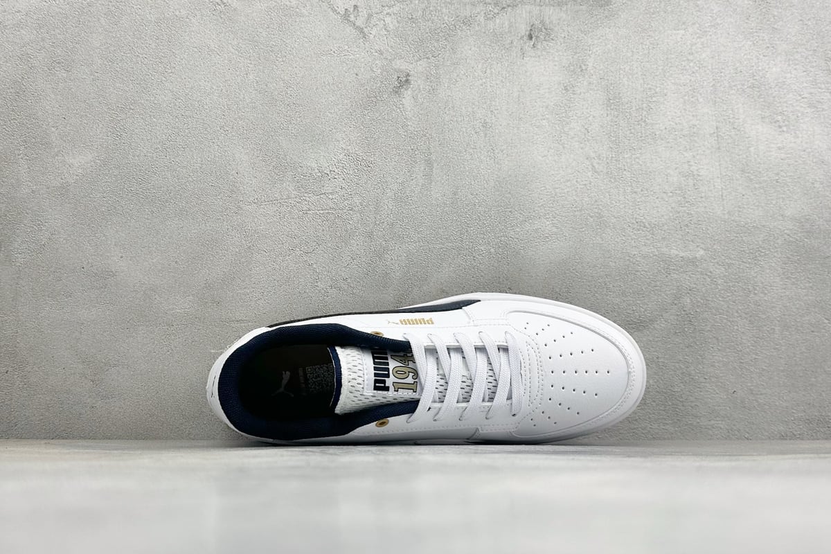 彪马 Puma Caven 2.0 Retro Club 防滑耐磨低帮德训板鞋 白黑 背面实拍图