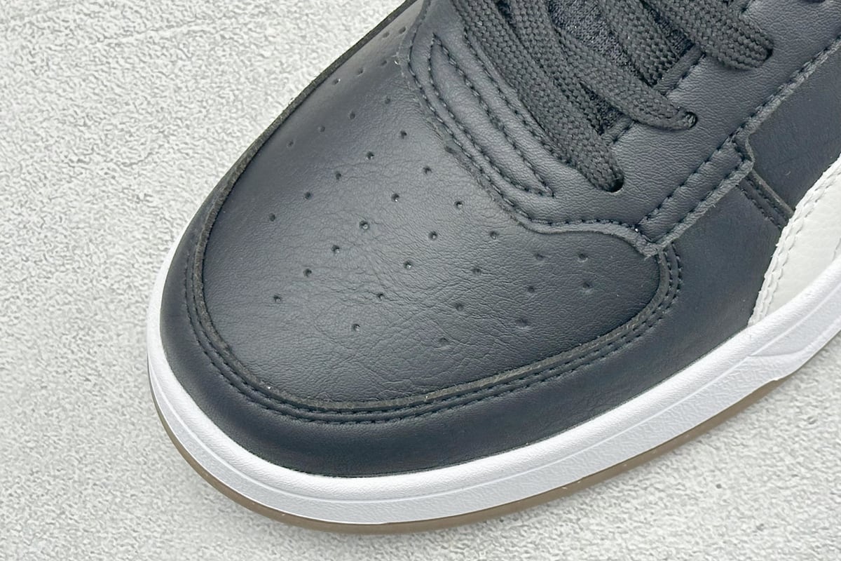彪马 Puma Caven 2.0 Retro Club 防滑耐磨低帮德训板鞋 黑 鞋标实拍图