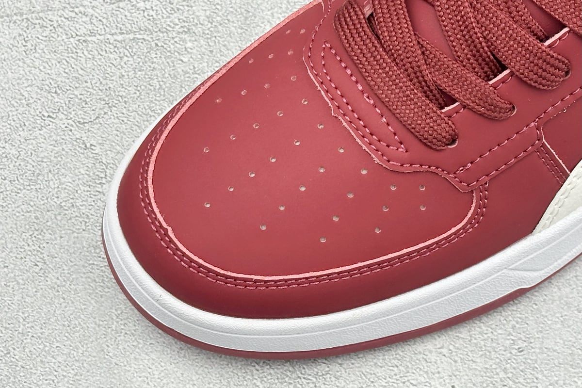彪马 Puma Caven 2.0 Retro Club 防滑耐磨低帮德训板鞋 红黑 鞋标实拍图