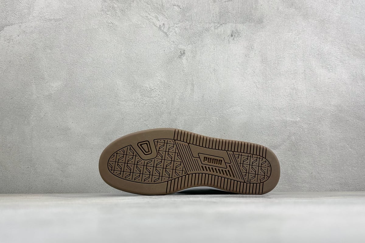 彪马 Puma Caven 2.0 Retro Club 防滑耐磨低帮德训板鞋 黑灰 鞋头实拍图