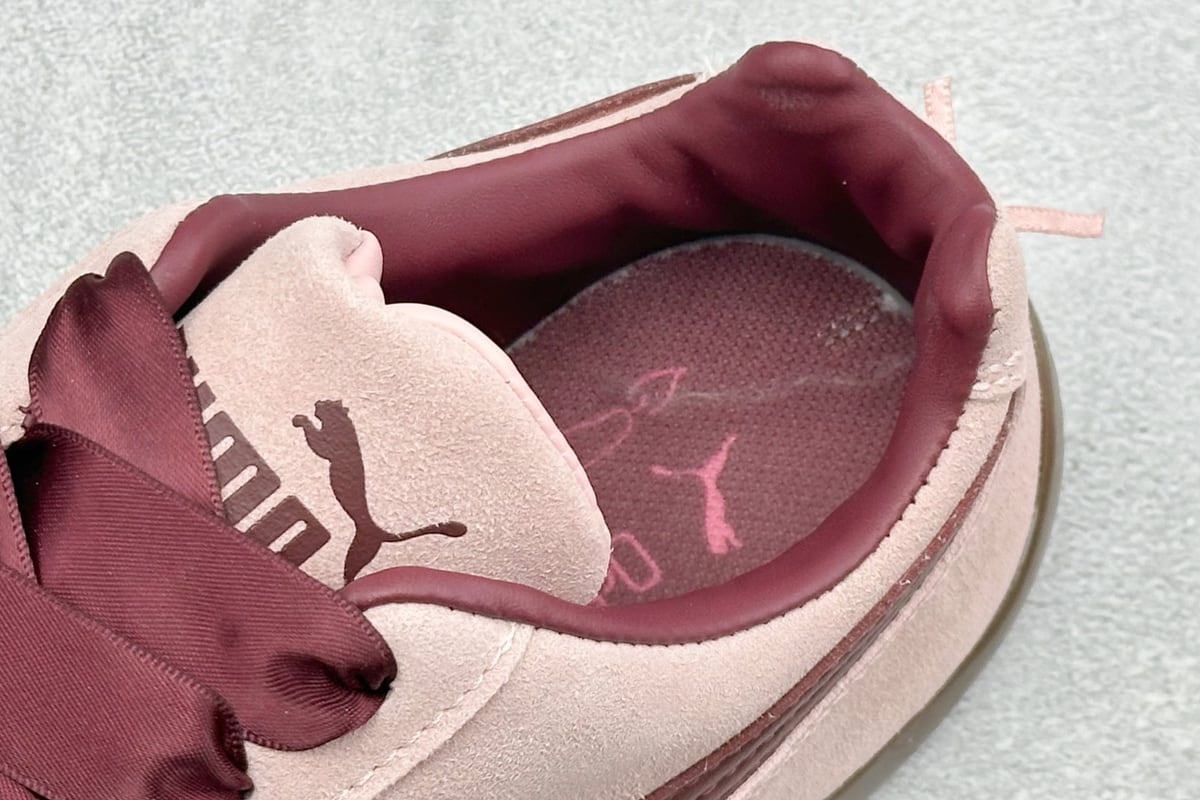彪马 Puma Speedcet Etoile Wns 薄底德迅复古运动休闲赛车跑鞋 银白 上脚实拍图