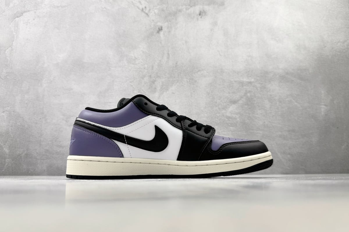 乔丹 Air Jordan 1 黑白紫蓝 侧面实拍图