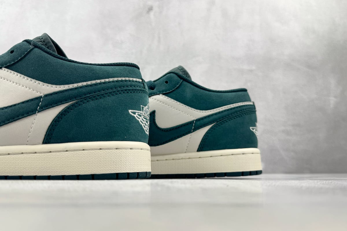 乔丹 Air Jordan 1 Low 白绿蓝 上脚实拍图