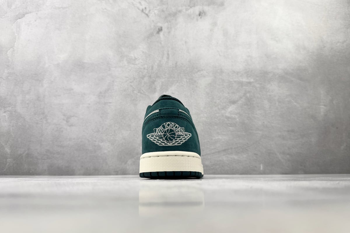 乔丹 Air Jordan 1 Low 白绿蓝 细节实拍图