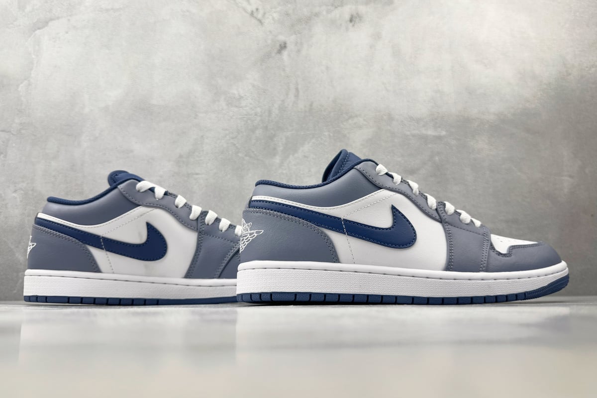 乔丹 Air Jordan 1 Low 海军蓝白 鞋底实拍图