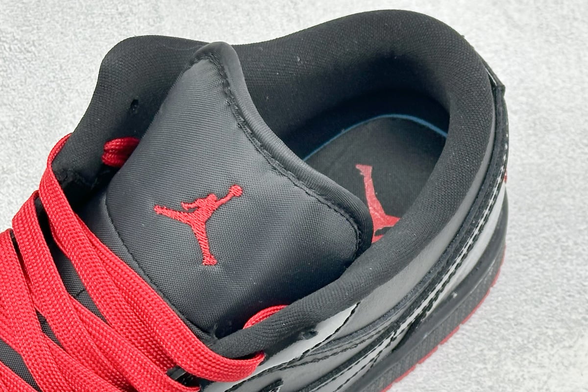 乔丹 Air Jordan AJ1 Low 低帮黑红白 市售最强低帮 天花板品质 上脚实拍图