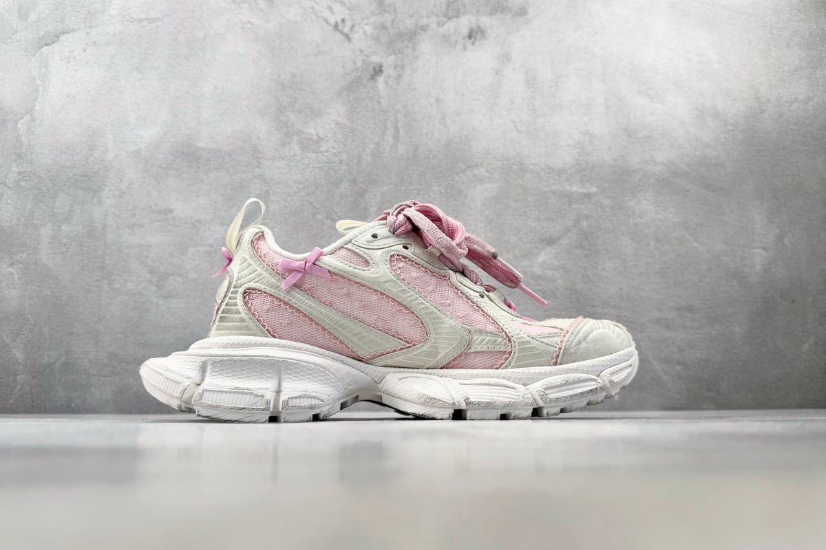 巴黎世家 Balenciaga 3XL TULLE 最新 白粉红 侧面实拍图