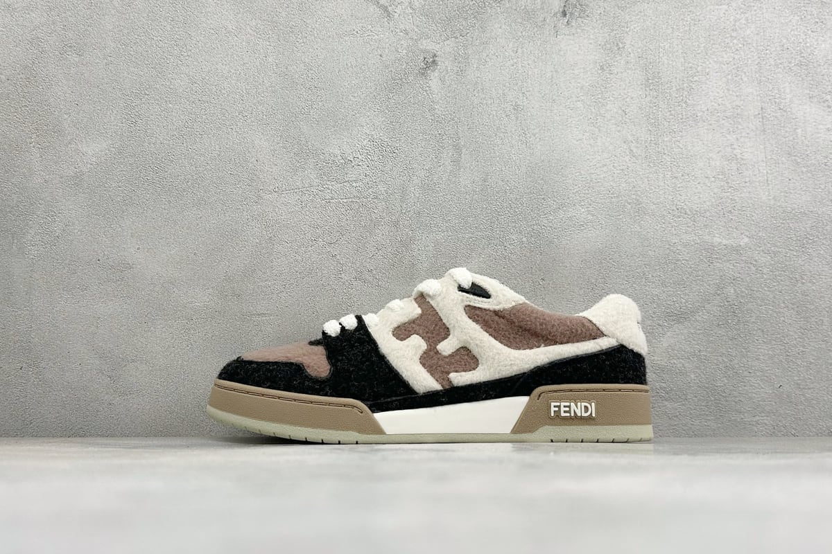 芬迪 FENDI Match 圆头厚底 低帮板鞋 Fendi 情侣款休闲鞋 独家定制 黑白棕 正面实拍图