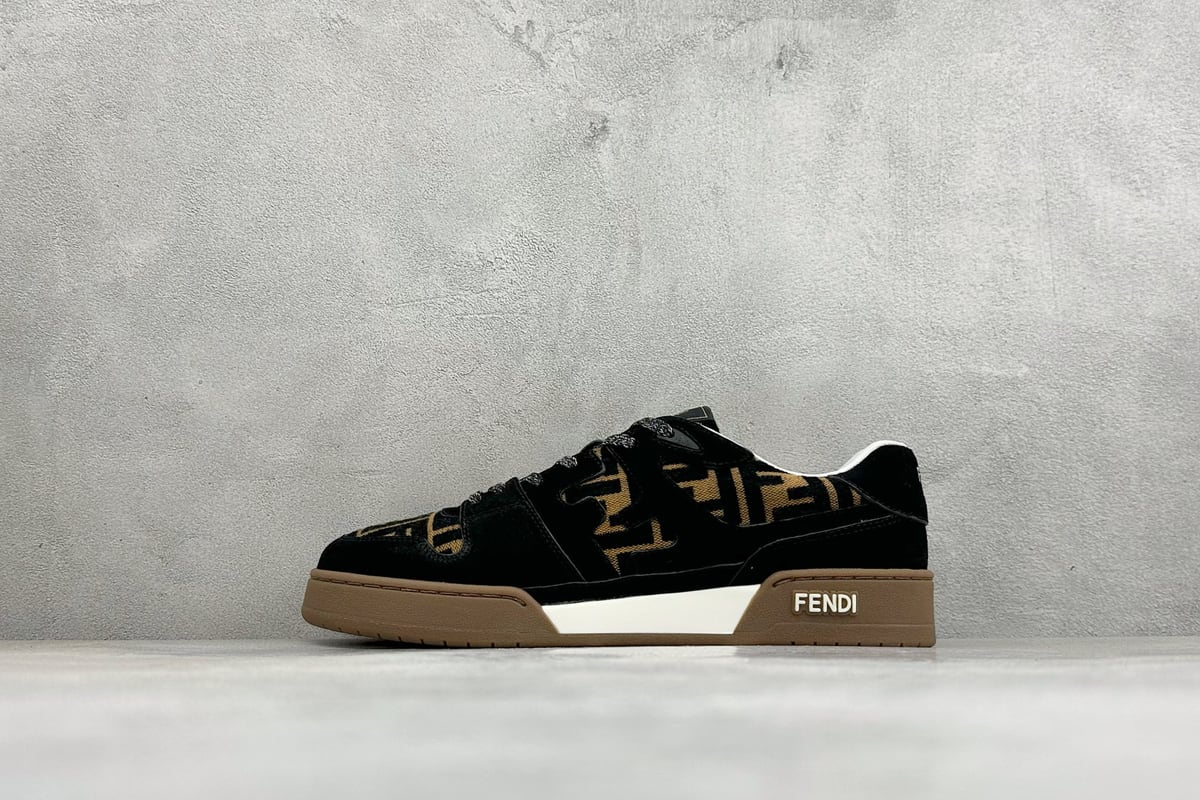 芬迪 FENDI Match 圆头厚底 低帮板鞋 Fendi 情侣款休闲鞋 独家定制 黑白 正面实拍图