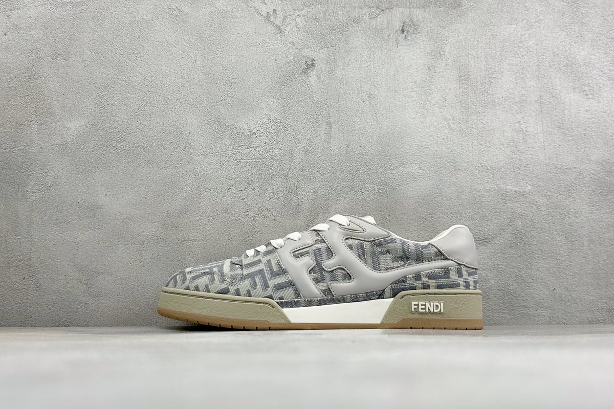 芬迪 FENDI Match 圆头厚底 低帮板鞋 Fendi 情侣款休闲鞋 独家定制 灰白 正面实拍图