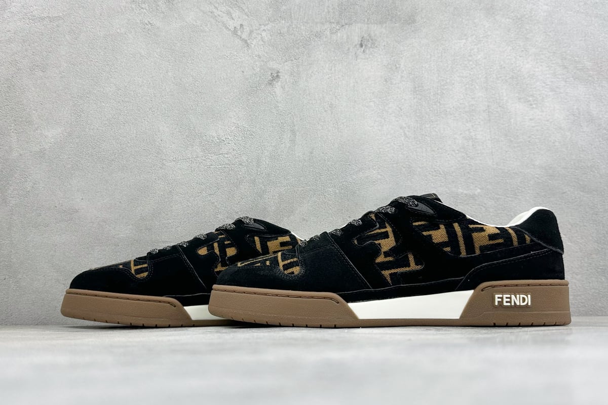 芬迪 FENDI Match 圆头厚底 低帮板鞋 Fendi 情侣款休闲鞋 独家定制 黑白 鞋跟实拍图