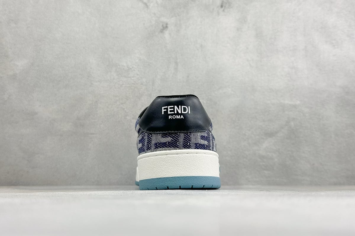 芬迪 FENDI Match 圆头厚底 低帮板鞋 Fendi 情侣款休闲鞋 独家定制 黑白蓝 鞋底实拍图