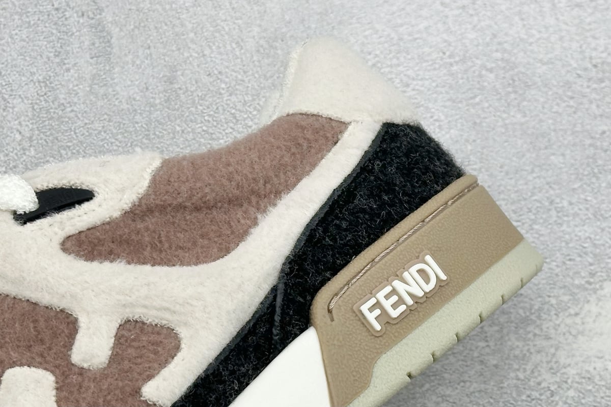 芬迪 FENDI Match 圆头厚底 低帮板鞋 Fendi 情侣款休闲鞋 独家定制 黑白棕 细节实拍图