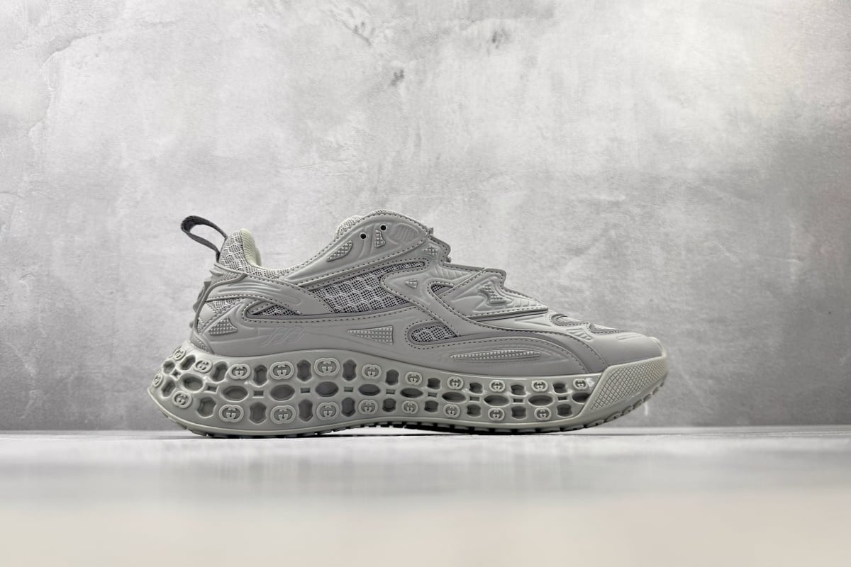 古驰 Gucci Cub3d 灰白 侧面实拍图