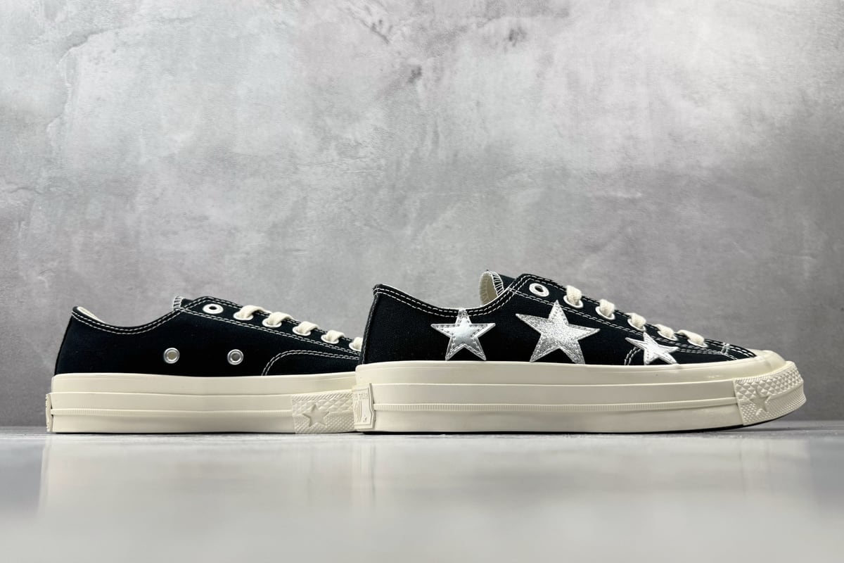 匡威 Converse CHUCK 70 X 星星印花 黑色 鞋底实拍图