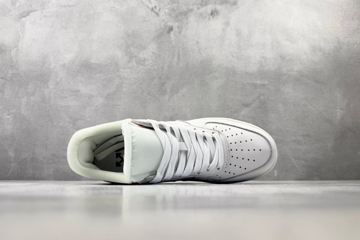 耐克 Nike Air Force 1 Virgil Abloh 白 背面实拍图
