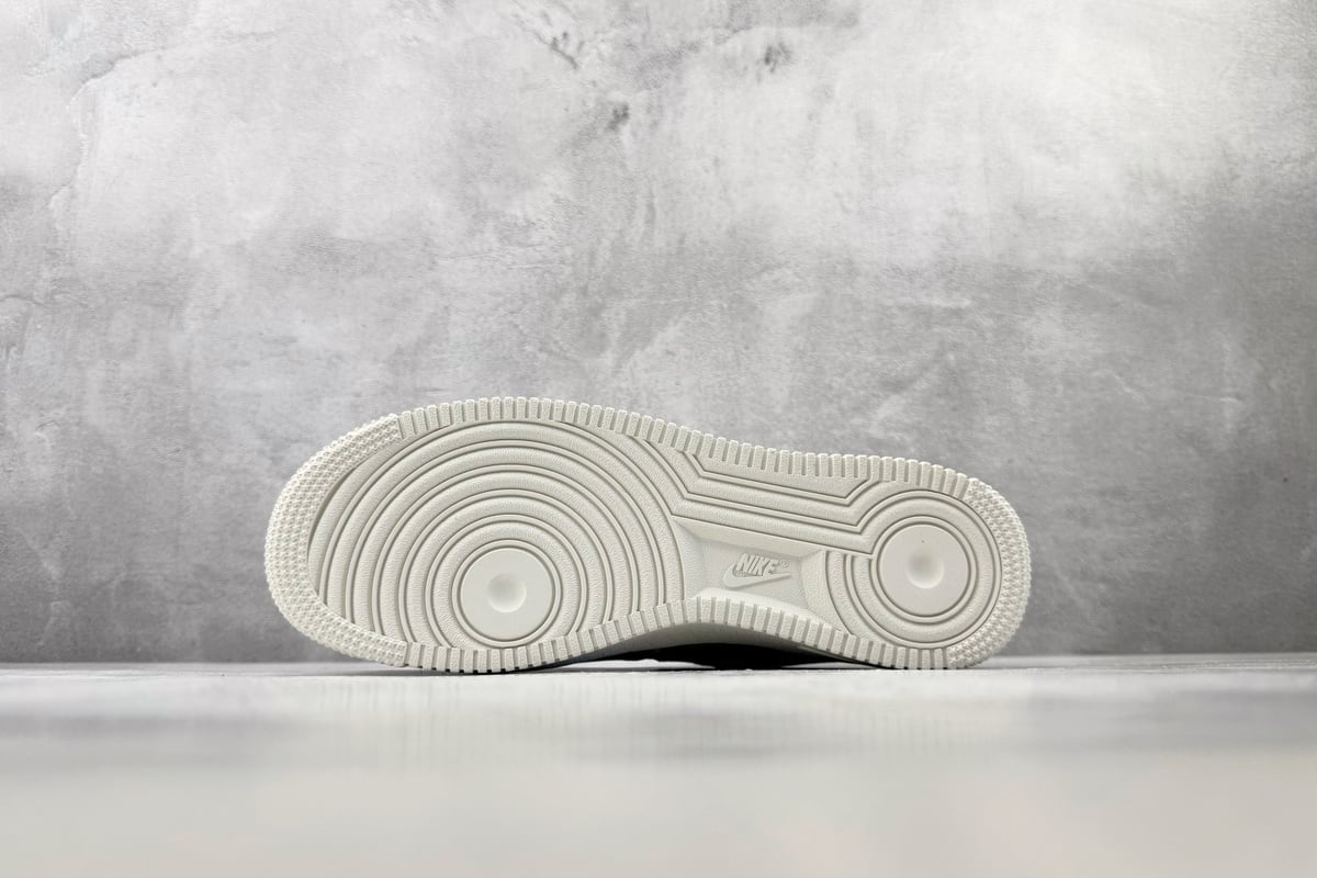 耐克 Nike Air Force 1 Virgil Abloh 白 鞋头实拍图