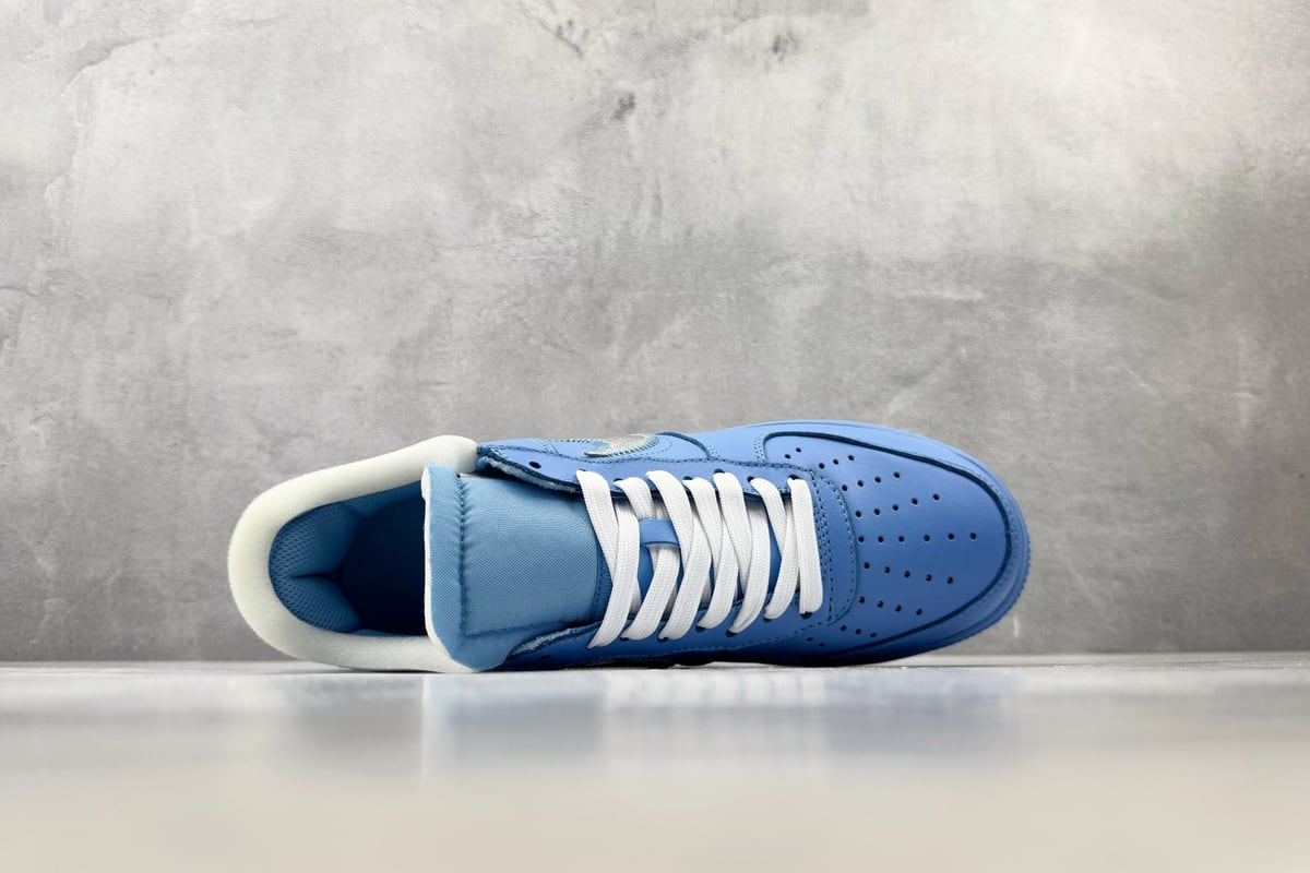 耐克 Nike OFF-WHITE x Air Force 1 07 "MCA" 蓝 背面实拍图