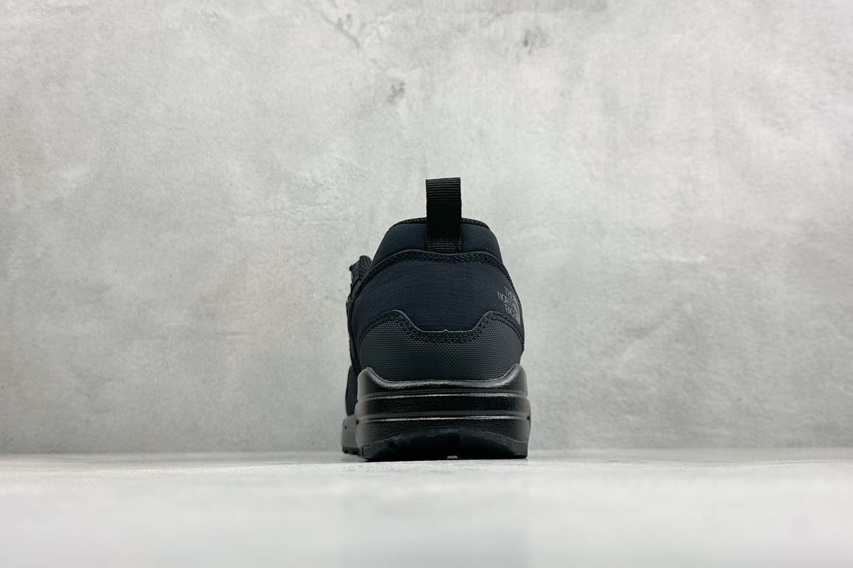 耐克 Nike Air Max 1 初代复古气垫慢跑鞋 由Tinker 黑 鞋底实拍图