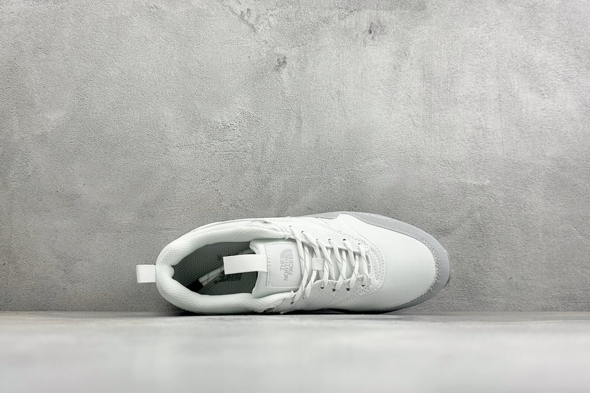 耐克 Nike Air Max 1 半掌气垫复古跑步鞋 白 背面实拍图