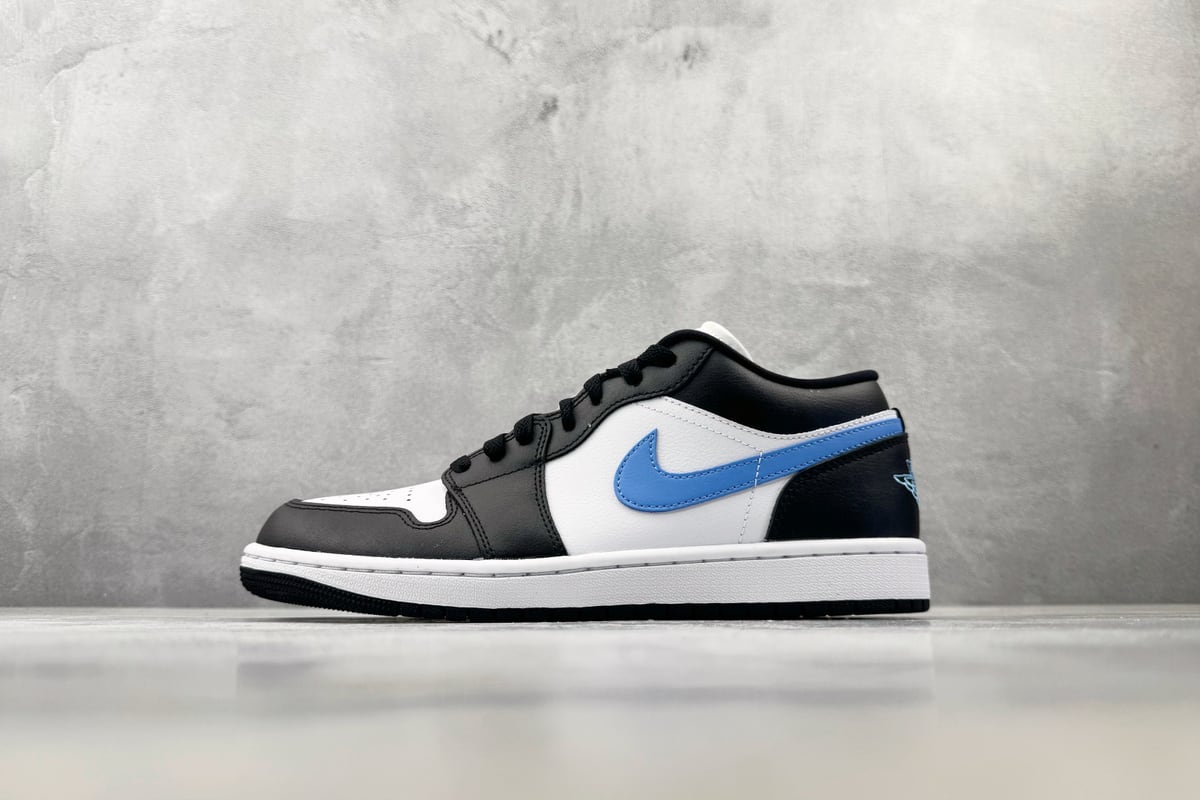 乔丹 Air Jordan 1 low "university blue" 黑白蓝 正面实拍图