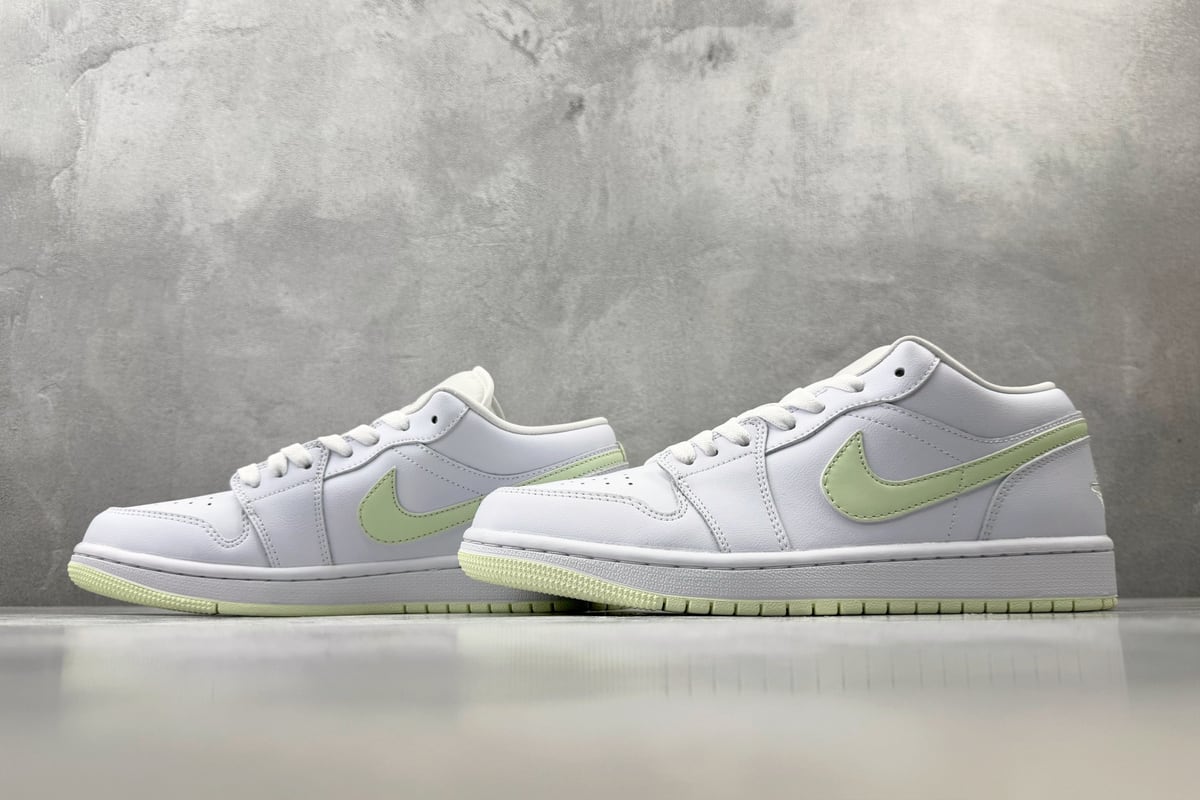 乔丹 Air Jordan 1 黄白绿 鞋跟实拍图