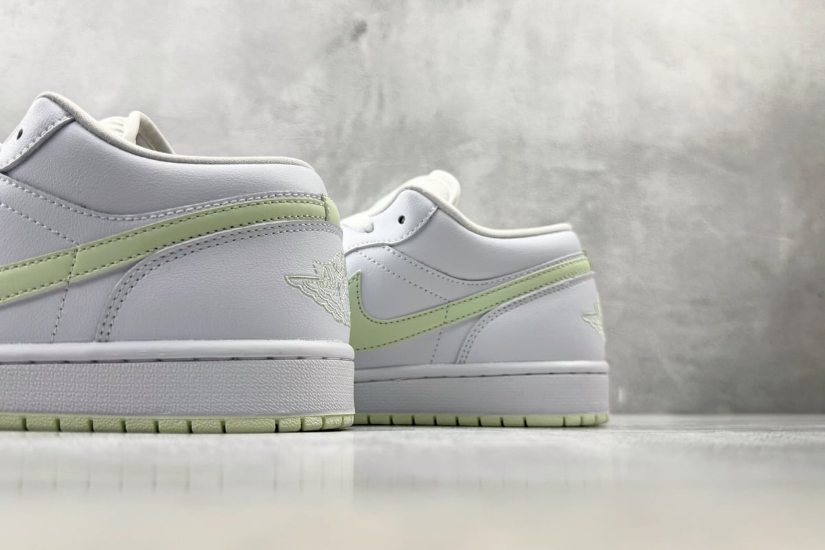 乔丹 Air Jordan 1 黄白绿 上脚实拍图
