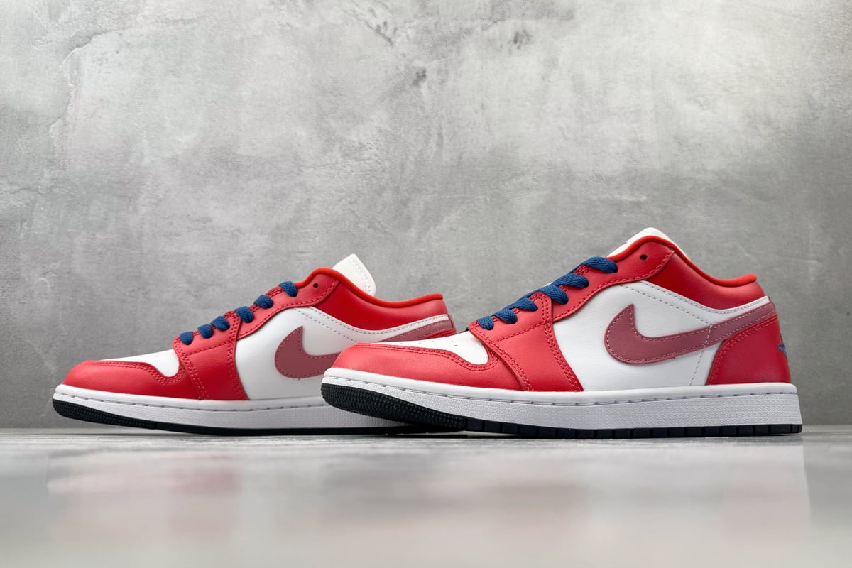 乔丹 Air Jordan 1 白红蓝 鞋跟实拍图